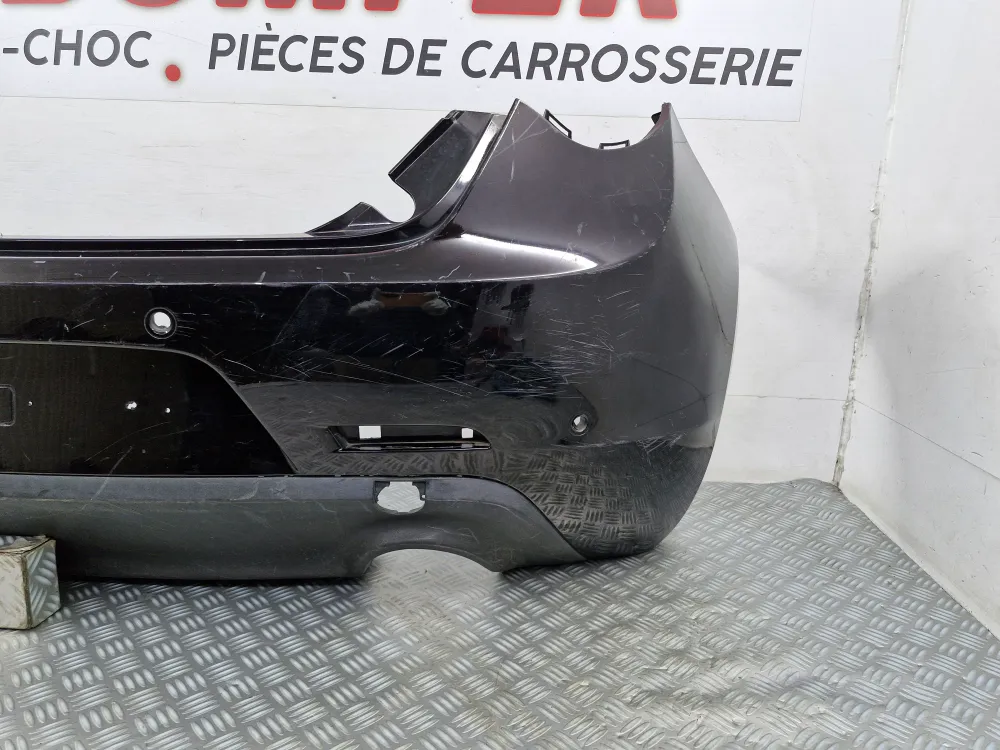 Takapuskurin suojus Alfa Romeo Giulietta 2 Vaihe 1 alkuperäinen käytetty (03/2010 - 12/2013)