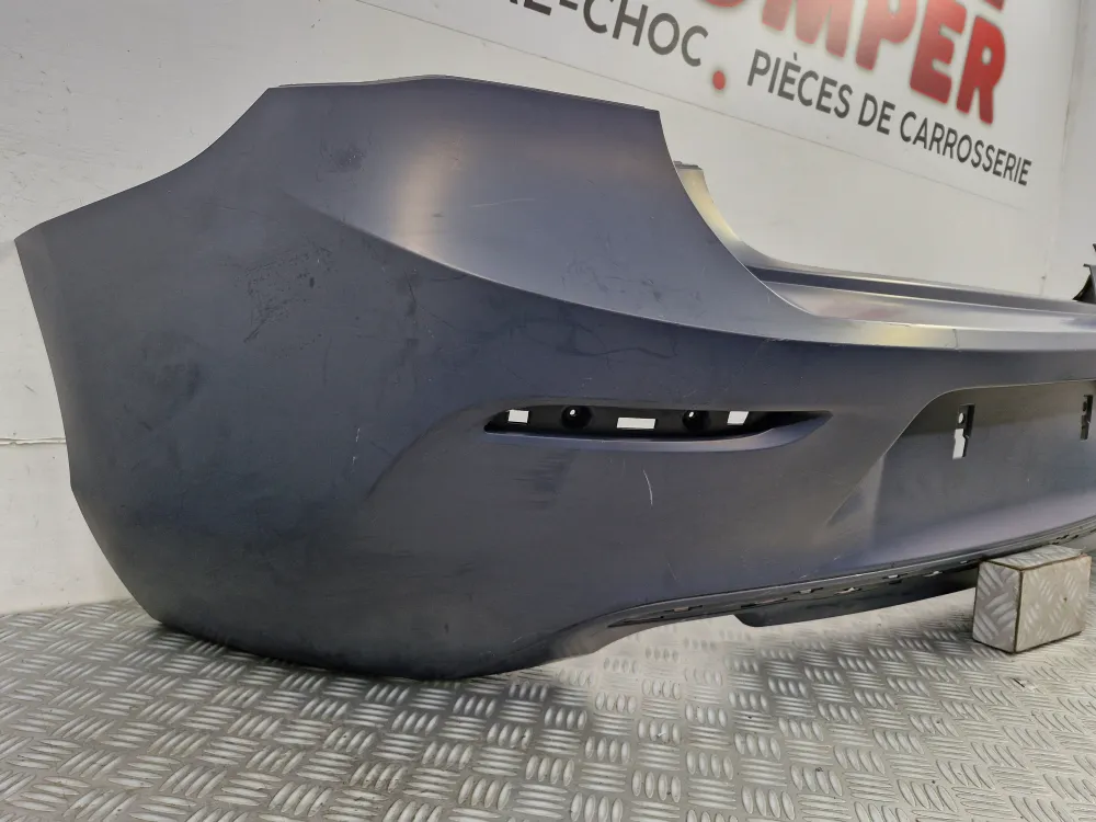 Takapuskurin suojus BMW 1-sarja (2) (F20/F21) Vaihe 2 (03/2015 alkaen) – Uusi