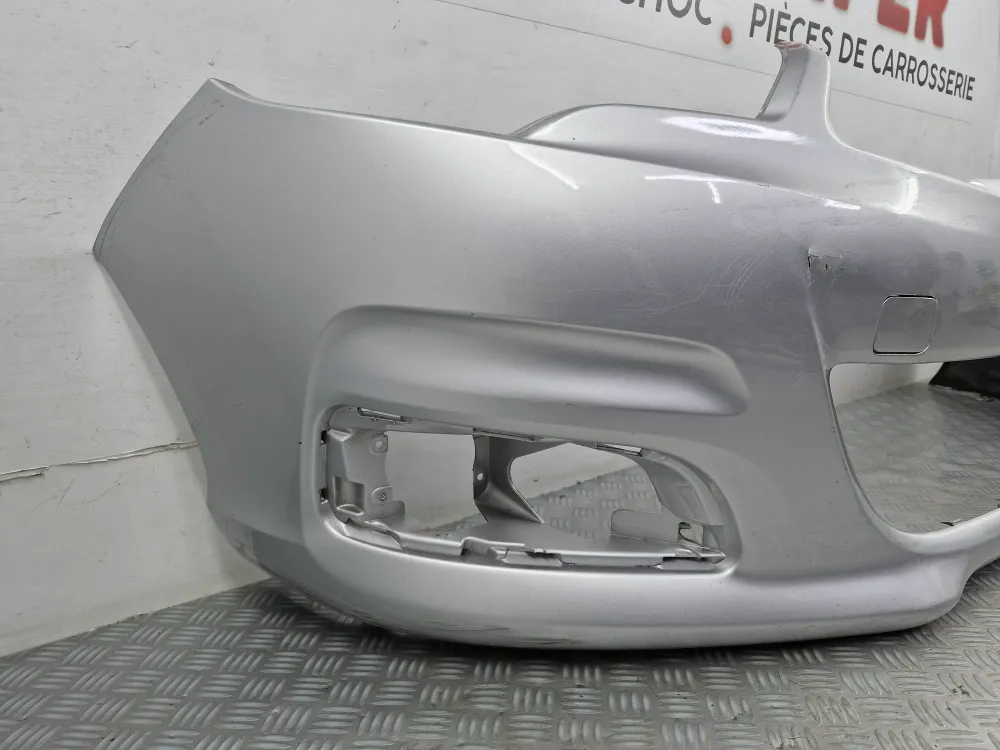Citroën C4 II (alkaen 10/2010) — alkuperäinen käytetty etupuskuri CITROEN