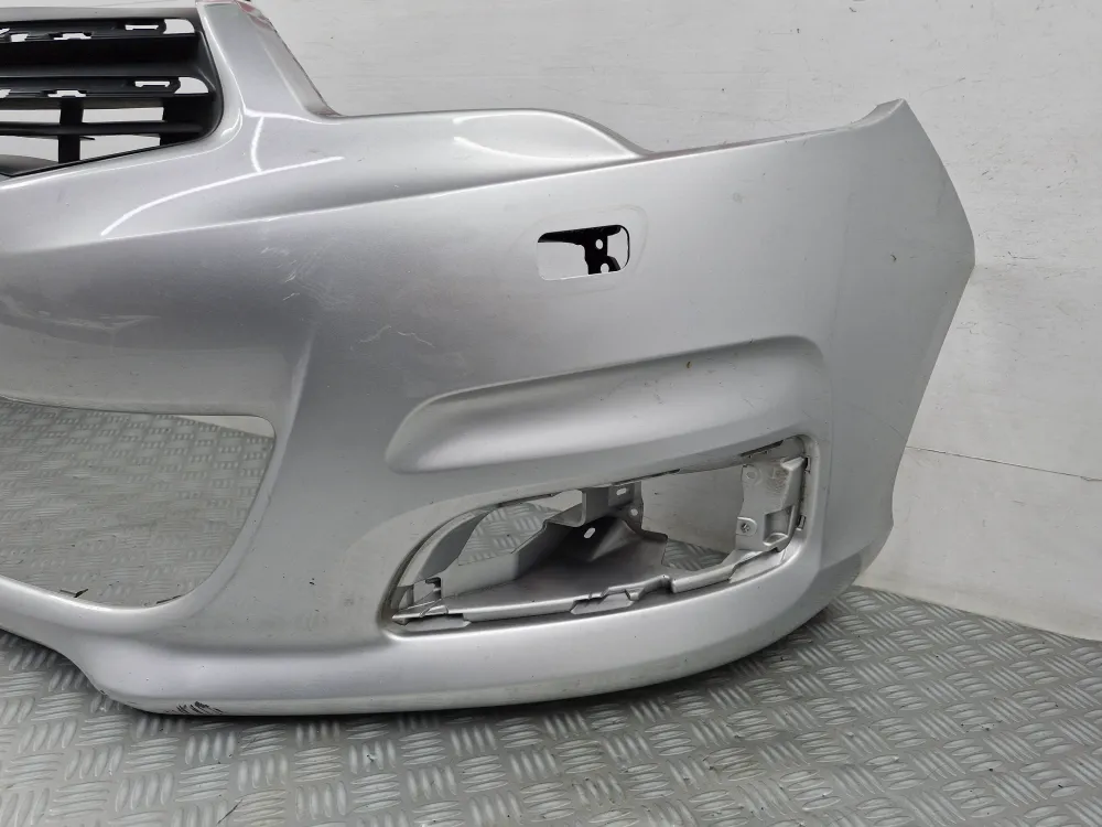 Citroën C4 II (alkaen 10/2010) etupuskuri — alkuperäinen käytetty CITROEN