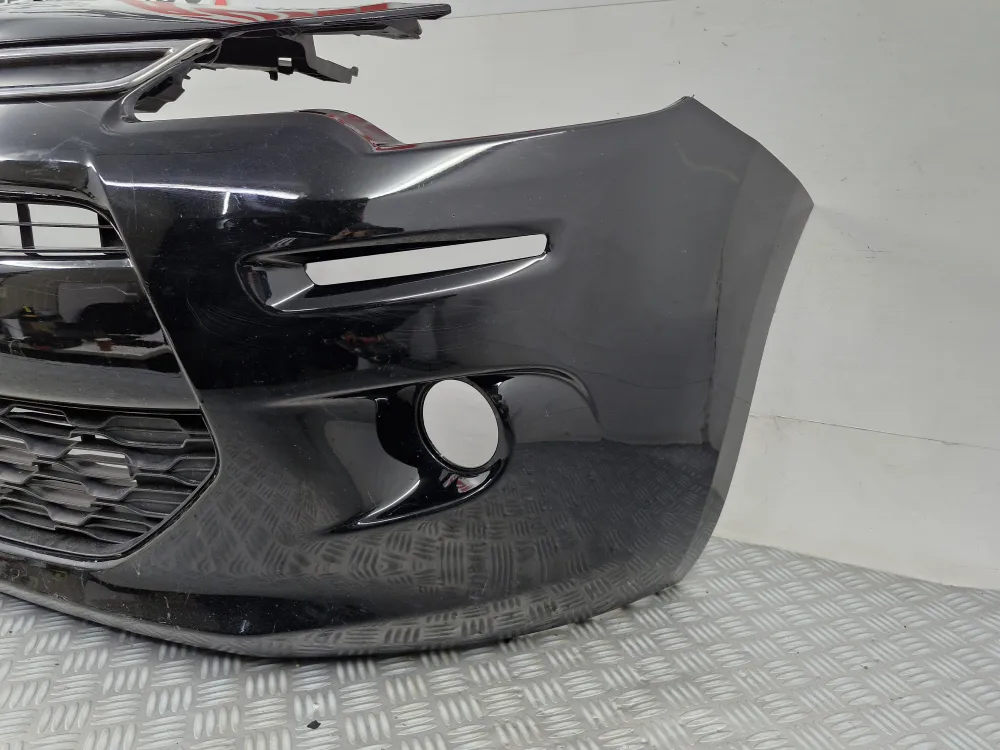 Citroën C3 (2) Phase 2 (03/2013–12/2016) — alkuperäinen käytetty etupuskuri CITROEN