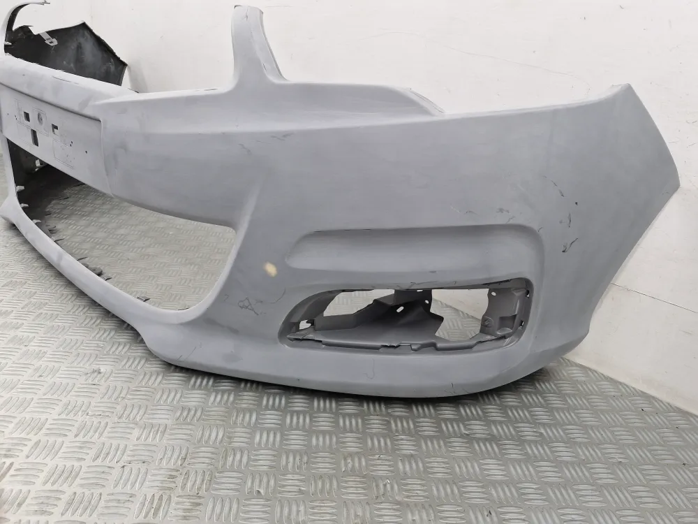 Etupuskuri Citroën C4 II (2010+) – Ilman tutkaa – Käytetty 100 % alkuperäinen valmistaja CITROEN