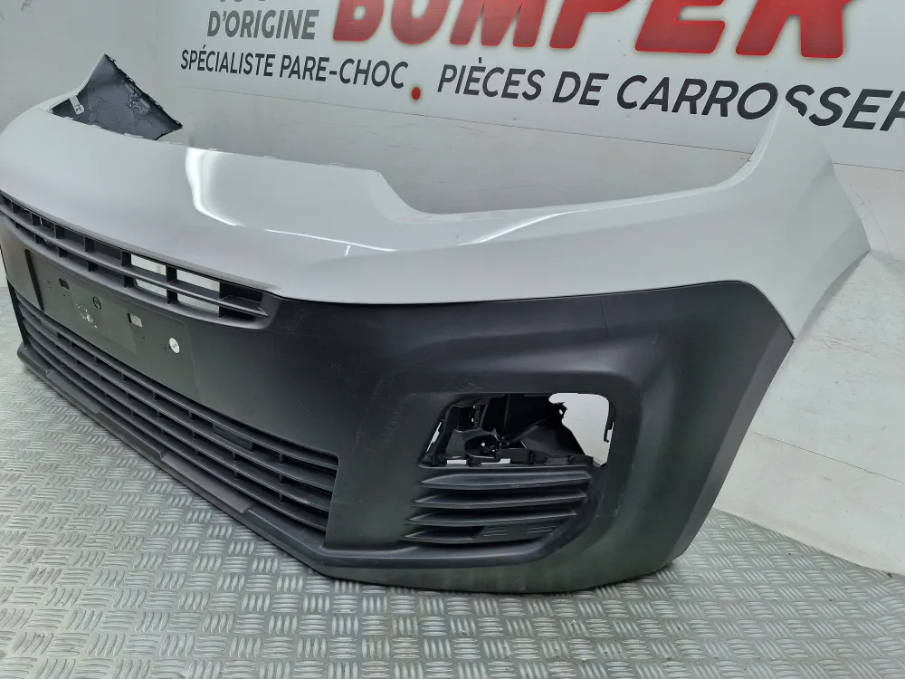 Etupuskuri Citroën Berlingo III:lle (05/2018 alkaen) – Alkuperäinen käytetty osa CITROEN