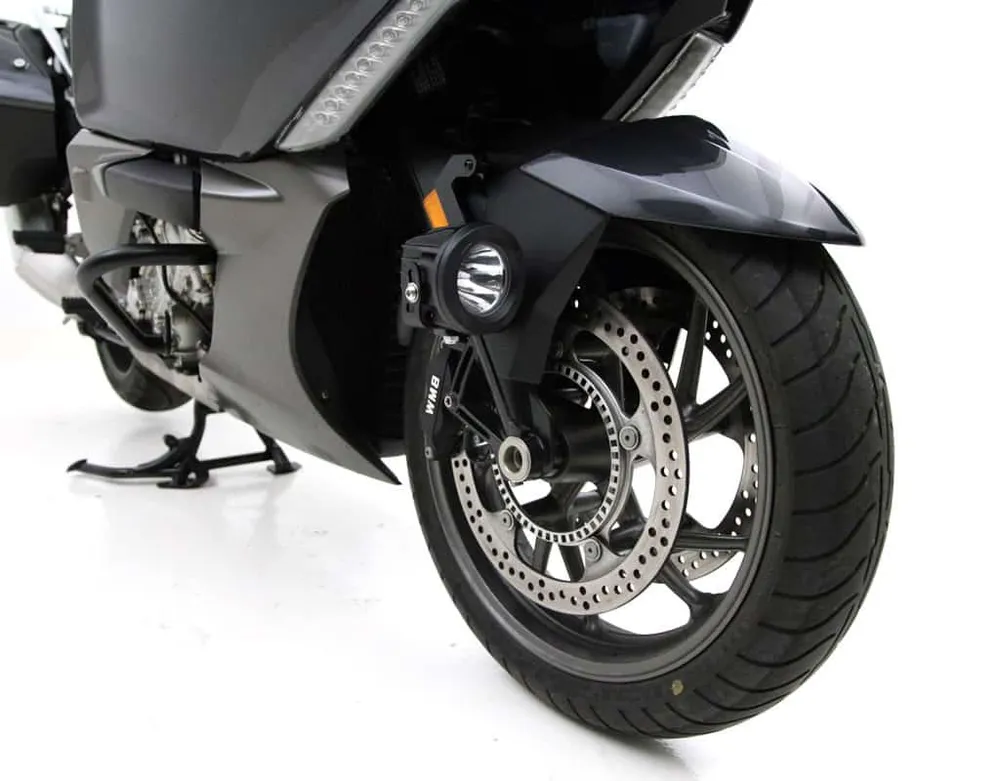 Ajovalon kiinnike - BMW K1600GT & K1600B '11-'25 (alempi kiinnike) DENALI Electronics
