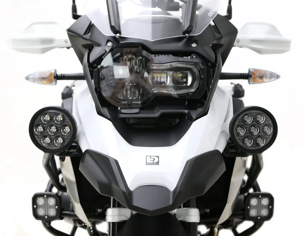 DENALI D7, B6 & Cansmart™ valaisinpaketti BMW R1250GS, GSA, RT, RS, R ja useimpiin R1200 malleihin DENALI Electronics