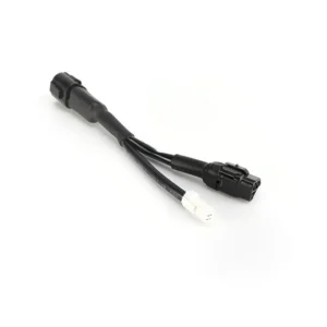 Johdotussovitin - DRL-valo ajovalon johtosarjaan DENALI Electronics
