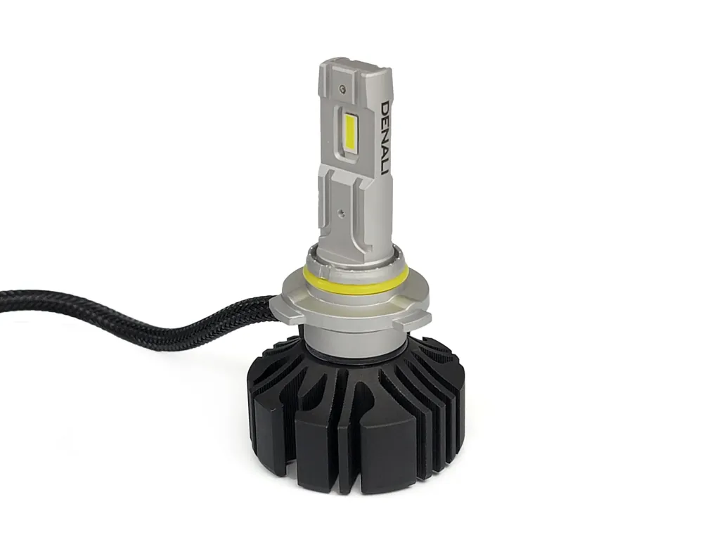 Korkean suorituskyvyn LED-polttimo - HB3 / 9005 DENALI ELECTRONICS
