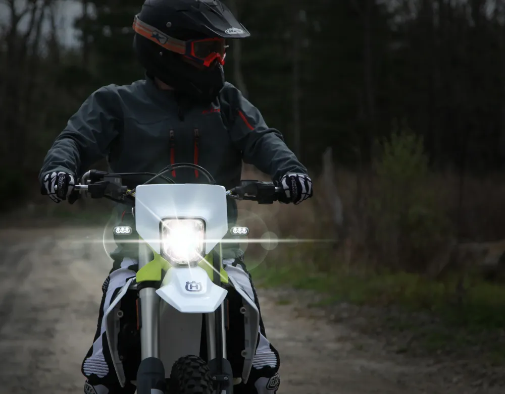 Korkean suorituskyvyn LED-polttimo - HB3 / 9005 DENALI ELECTRONICS