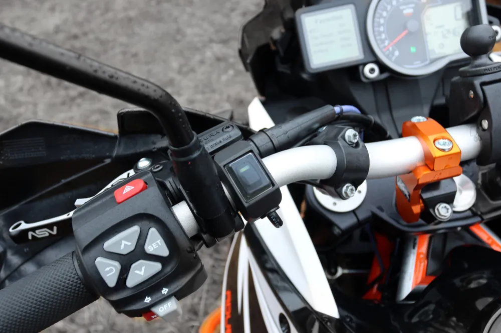 Kytkin - DrySeal™ ON-OFF Vedenpitävä valaistu DENALI Electronics