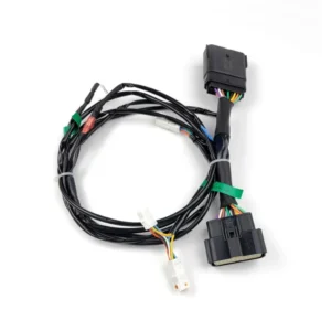 Plug-&-Play DialDim-johdotussovitin KTM 1290:lle DENALI Electronics