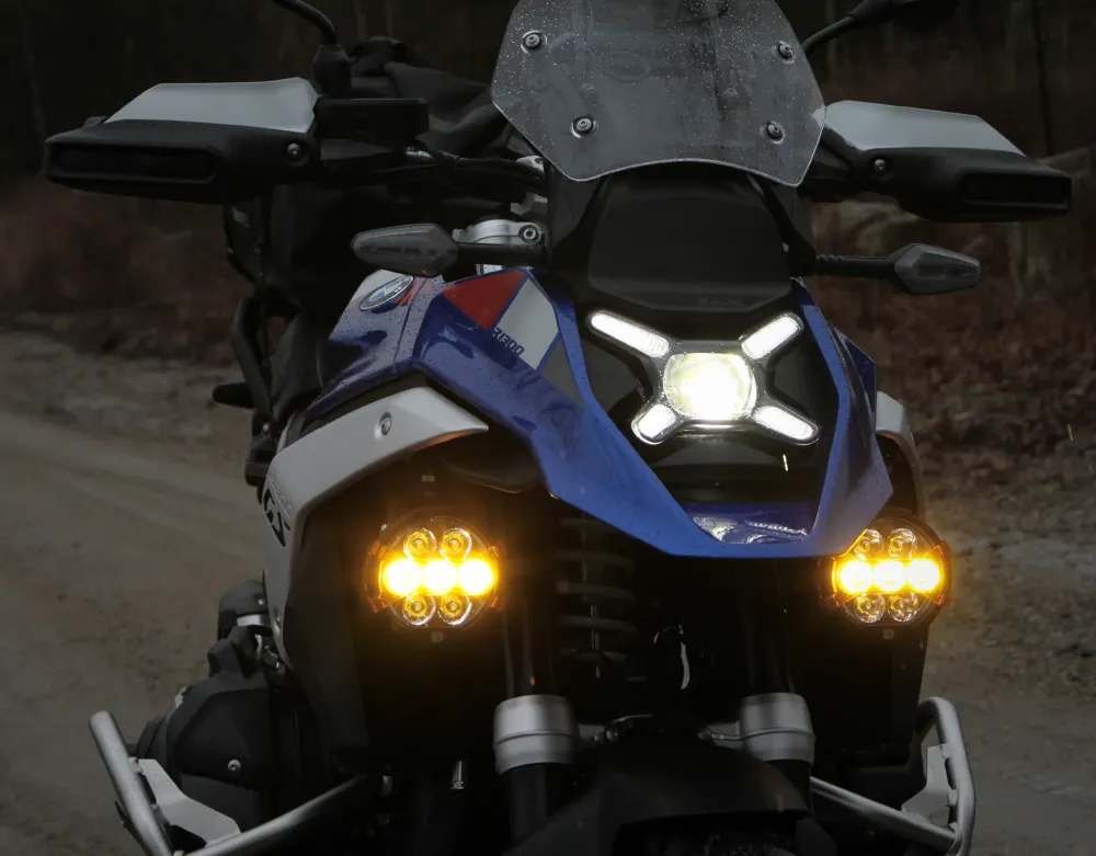 Ylempi ajovalokiinnitys - BMW R1300GS DENALI Electronics