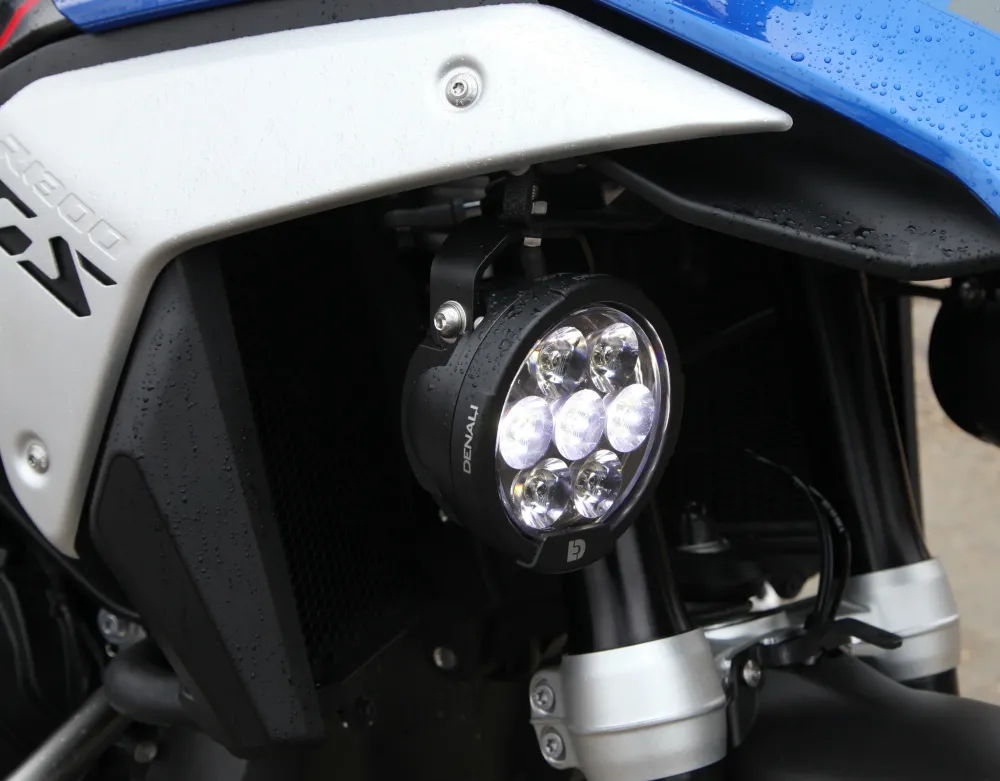 Ylempi ajovalokiinnitys - BMW R1300GS DENALI Electronics