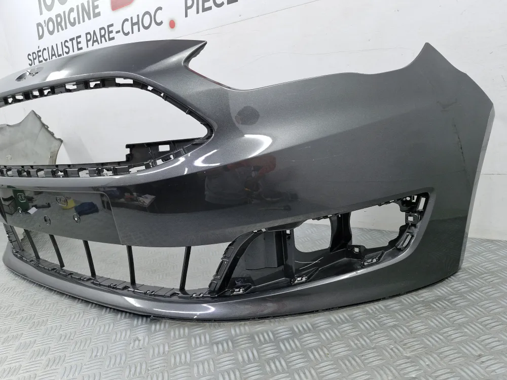 Etupuskuri Ford C-Max II Vaihe 2 (alkaen 06/2015) – Alkuperäinen käytetty osa