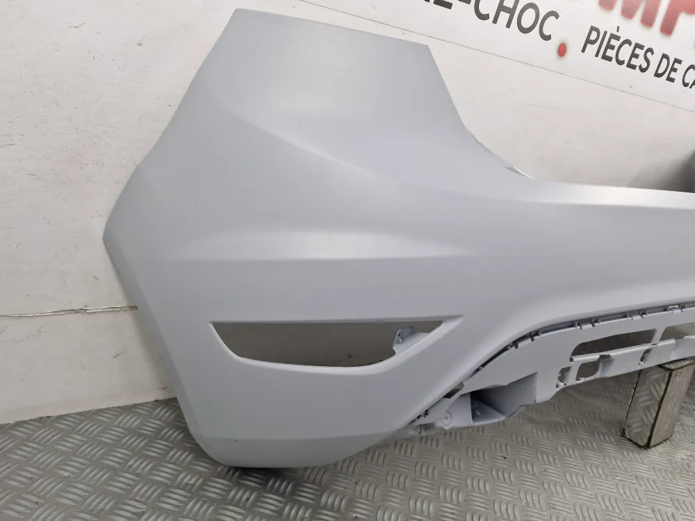 Ford Fiesta 6 (10/2008 - 06/2017) — uusi alkuperäinen maalattava takapuskurin suoja