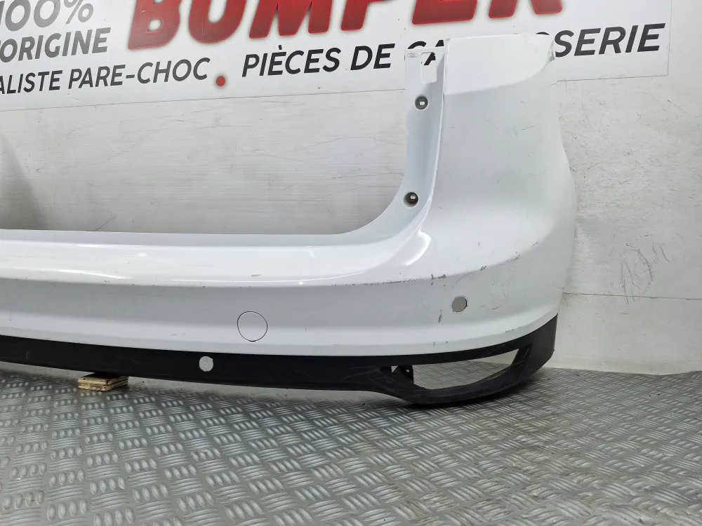 Takapuskurin suojus Ford C-MAX II Vaihe 1 2010-2015 — Alkuperäinen käytetty osa