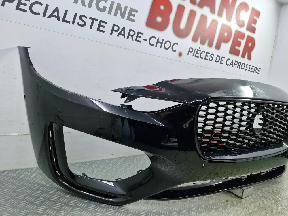 Etupuskuri Jaguar XE R-Dynamic Vaihe 2 Käytetty alkuperäinen