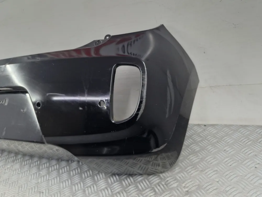 Kia Picanto II Vaihe 1 takapuskurin suojus alkuperäinen käytetty (03/2011 - 12/2015)