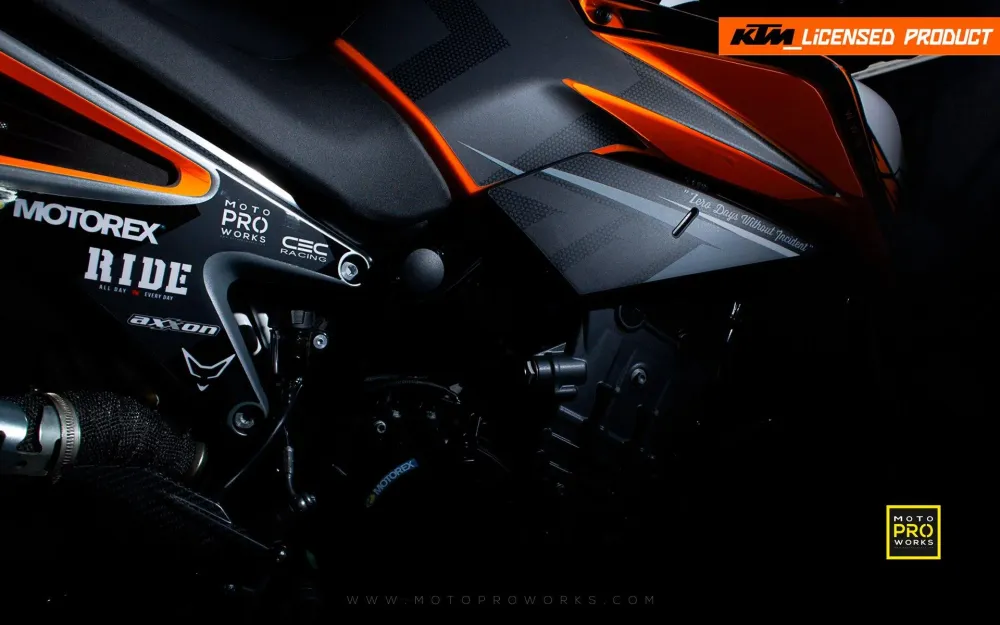 KTM 790 Duke GRAFIIKAT - "Rasorblade" (Black/Orange)