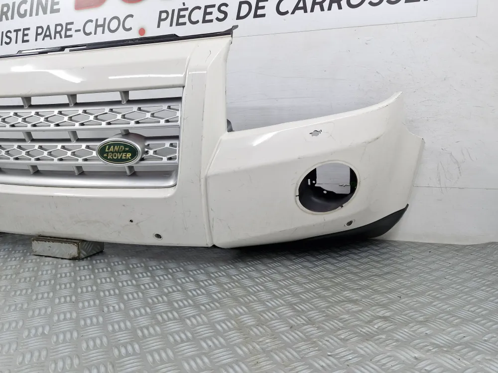 Etupuskuri Land Rover Freelander II 2007+ — Käytetty tutkan ja pesulampun kanssa