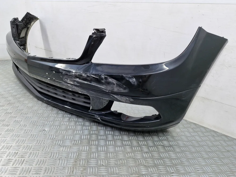 Etupuskuri Mercedes Classe C W204 Vaihe 1 (2007–2010) – Käytetty maalattavaksi MERCEDES - BENZ
