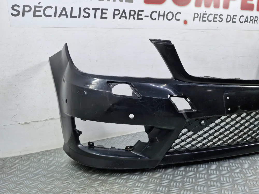 Etupuskuri Mercedes Classe C W204 Vaihe 2 AMG (2011–2014) – Valmistajan alkuperäinen käytetty osa MERCEDES - BENZ