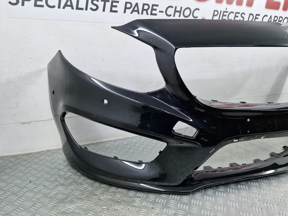 Etupuskuri Mercedes Classe B W246 Vaihe 2 Pack AMG (2014–2019) – Alkuperäinen käytetty osa tutkien ja Park Assist -järjest...