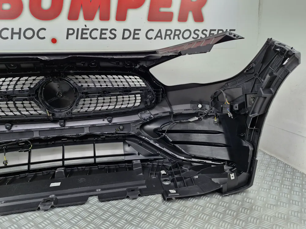 Etupuskuri Mercedes GLA X247 AMG harmaa Vaihe 2 (alkaen 09/2023) – Uusi alkuperäinen tutkan ja avustepaketin kanssa MERCED...