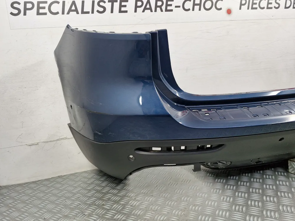 Mercedes GLB X247 AMG Phase 1 alkuperäinen käytetty takapuskurin suojus alkaen (09/2019) MERCEDES - BENZ
