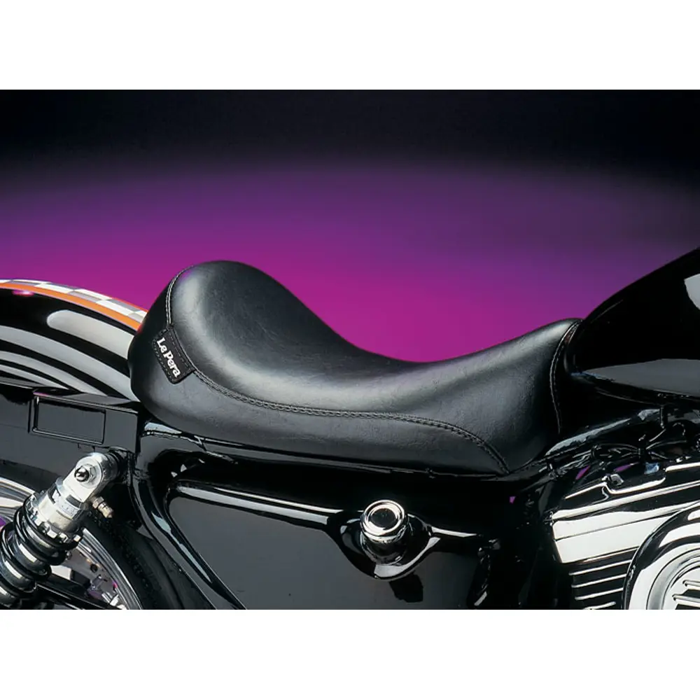 Le Pera Silhouette LT Solo Seat Harley-moottoripyörälle