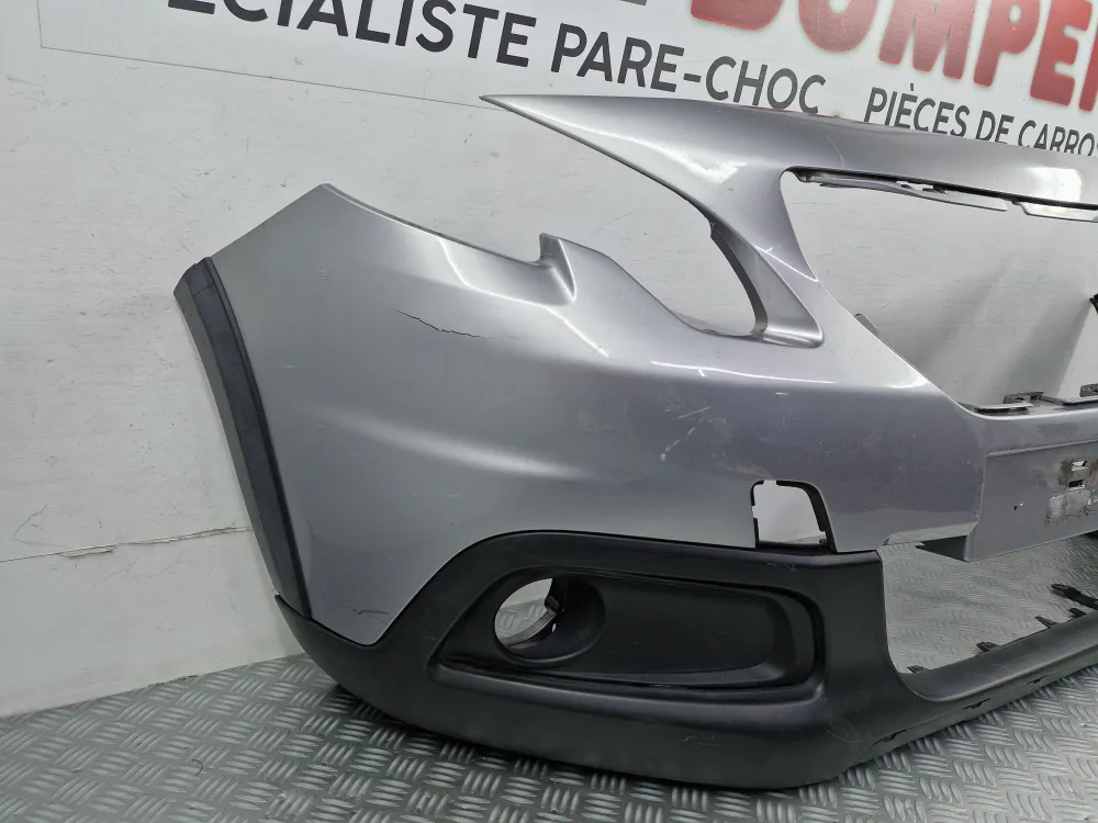 Etupuskuri Peugeot 2008 (1) Vaihe 2 (Alkaen 06/2016) - Alkuperäinen käytetty***