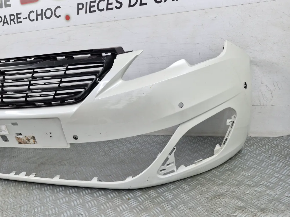Etupuskuri Peugeot 308 II Phase 1 GT Line alkuperäinen käytetty (vuosilta 2013–2017)