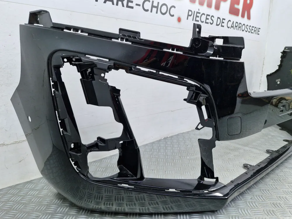 Etupuskuri Peugeot Expert 3:lle (03/2016 alkaen) – Alkuperäinen käytetty Park Assistilla