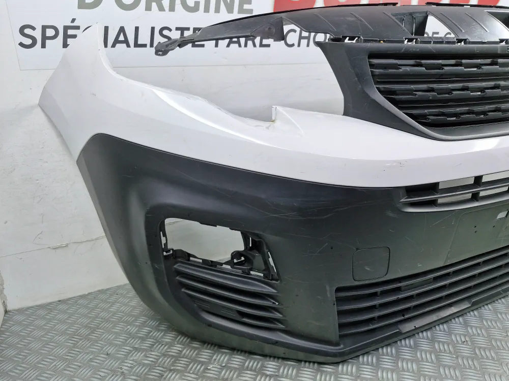 Etupuskuri Peugeot Partner 3 käytetty