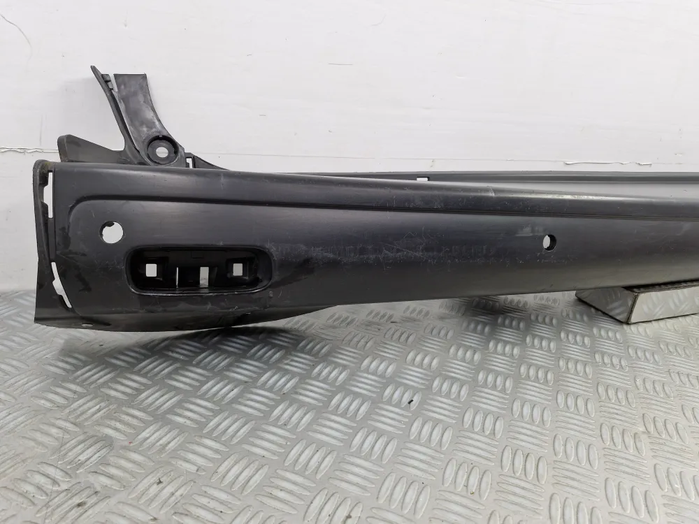Takapuskurin suojus Citroën Jumpy 3 / Peugeot Expert 3 / Toyota Proace (04/2016 alkaen) - Alkuperäinen käytetty osa