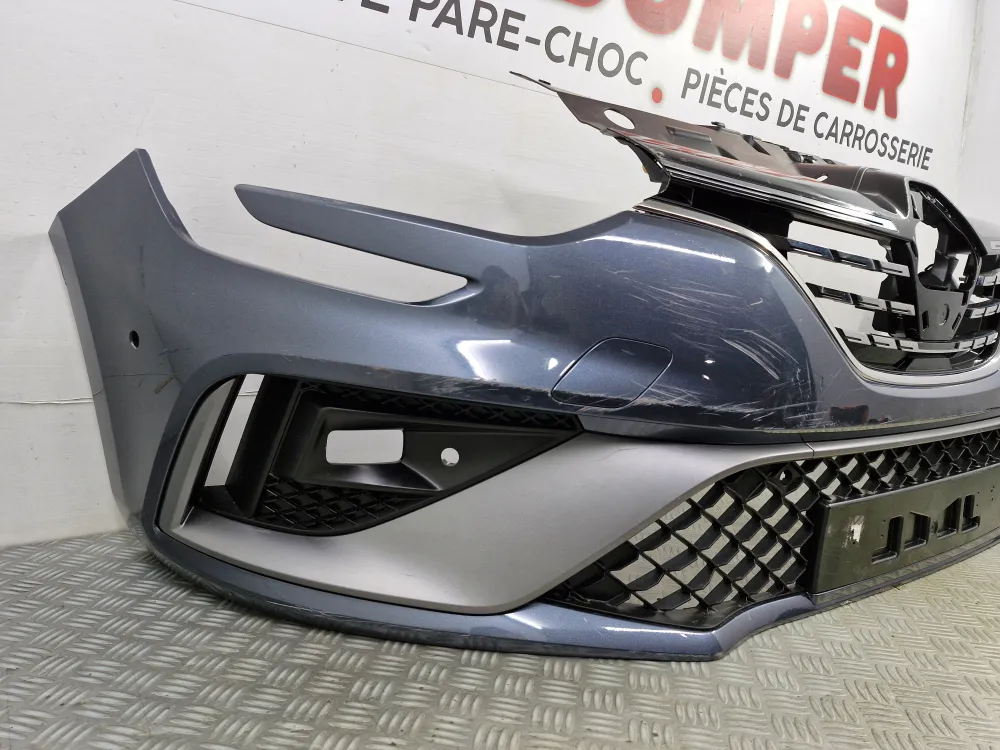 Etupuskuri kokonainen Renault Mégane 4 Vaihe 2 RS LINE Käytetty alkuperäinen