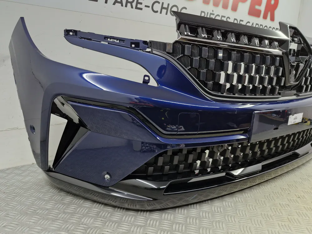 Etupuskuri Renault Austral Esprit Alpine (06/2022 alkaen) – Uusi alkuperäinen Bleu Negra tutkien ja pysäköintiavustimen ka...