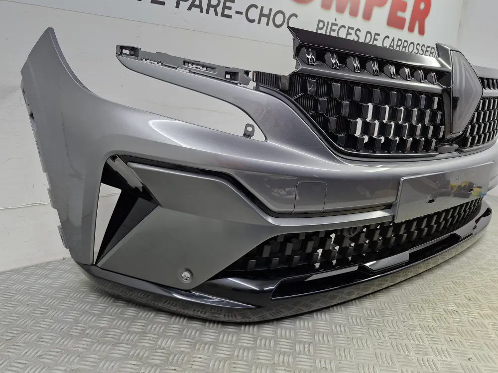 Renault Austral Esprit Alpine etupuskuri (06/2022 alkaen) – Uusi alkuperäinen tutkien kanssa