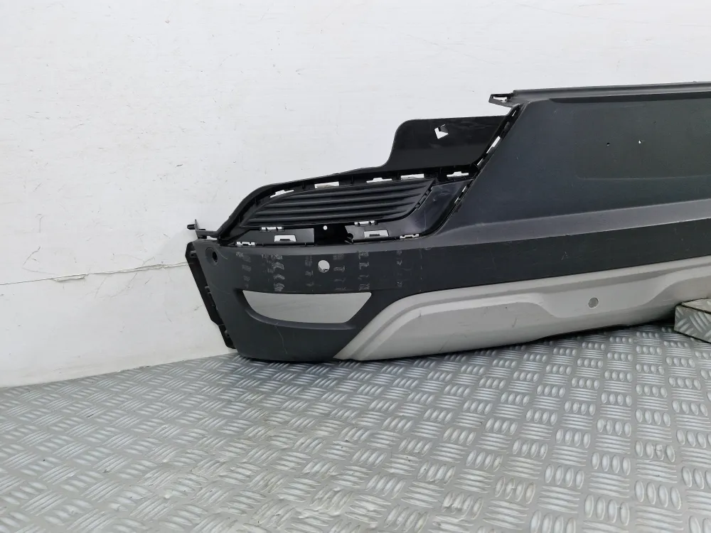 Renault Captur II alkuperäinen takapuskurin suojus käytetty alkaen (12/2019)
