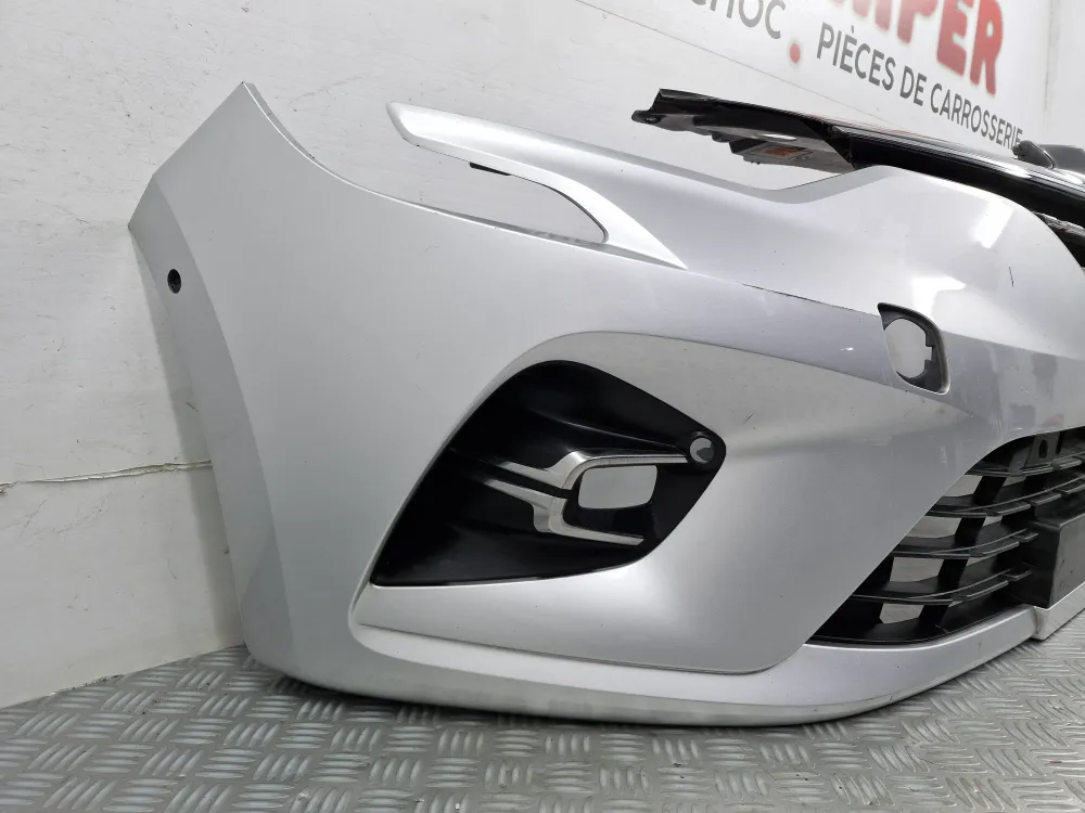 Renault Clio 5 Initiale Vaihe 1 etupuskuri (vuodesta 04/2019) — alkuperäinen käytetty osa