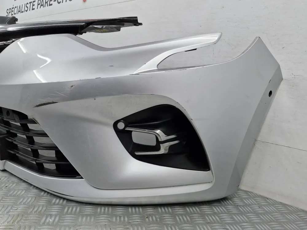 Renault Clio 5 Initiale Vaihe 1 etupuskuri (vuodesta 04/2019) — alkuperäinen käytetty osa