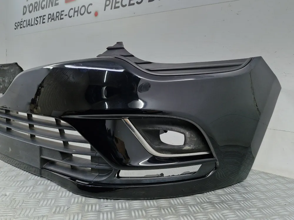 Renault Clio 4 Phase 2 (08/2016–03/2020) etupuskuri – alkuperäinen käytetty osa