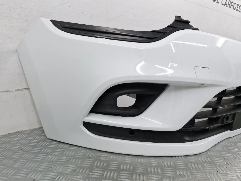 Renault Clio 4 Phase 2 (08/2016–03/2020) etupuskuri — alkuperäinen käytetty osa