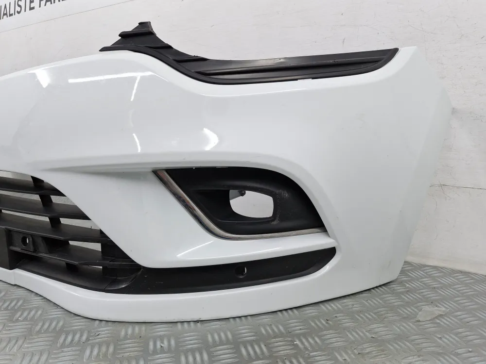 Renault Clio 4 Phase 2 (08/2016–03/2020) etupuskuri — alkuperäinen käytetty osa