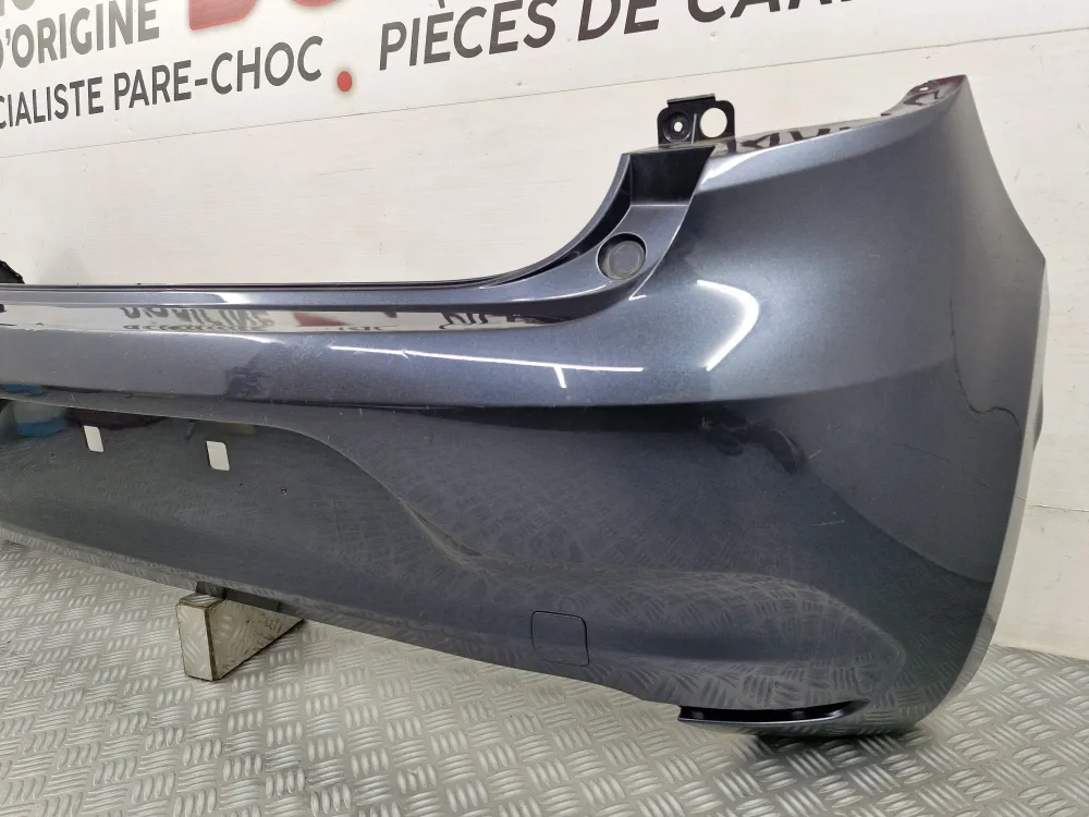 Renault Clio 5 takapuskurin käytetty takapuskurin suoja