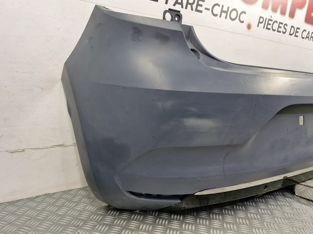 Renault Clio 5 takapuskurin suojus (alkaen 04/2019) — uusi alkuperäinen