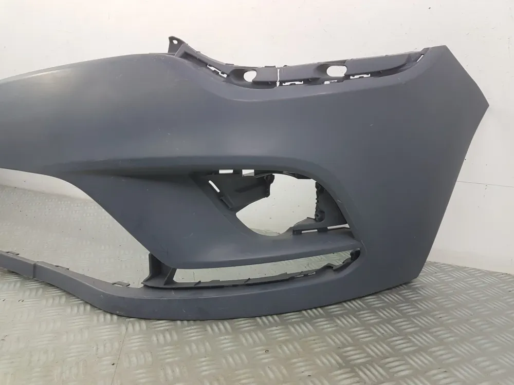Renault Clio 4 vaihe 2 uusi etupuskuri