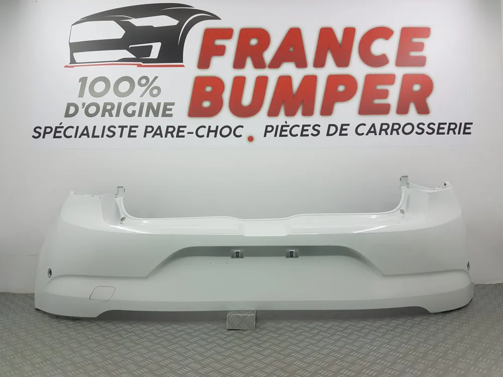 Renault Megane 4 uusi takapuskurin suojus