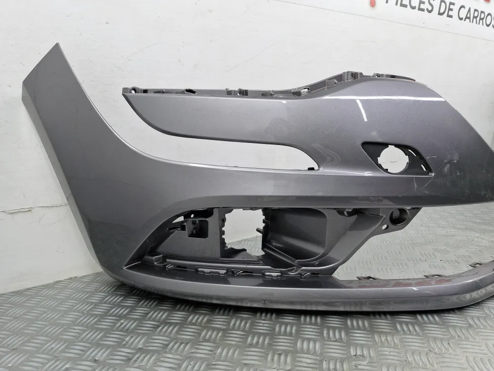 Renault Talisman vaiheen 1 (alkaen 04/2016) alkuperäinen käytetty etupuskuri