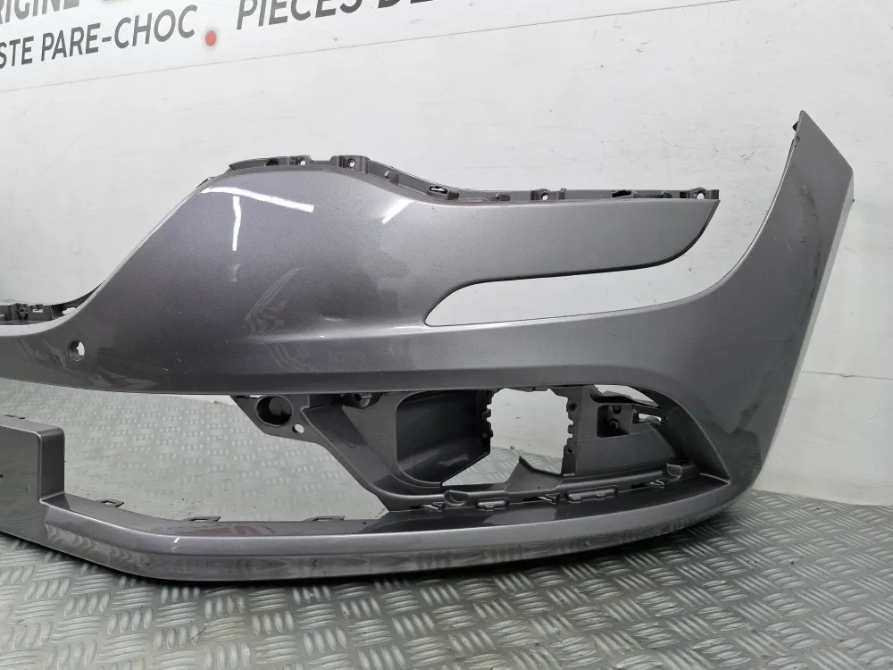 Renault Talisman vaiheen 1 (alkaen 04/2016) alkuperäinen käytetty etupuskuri