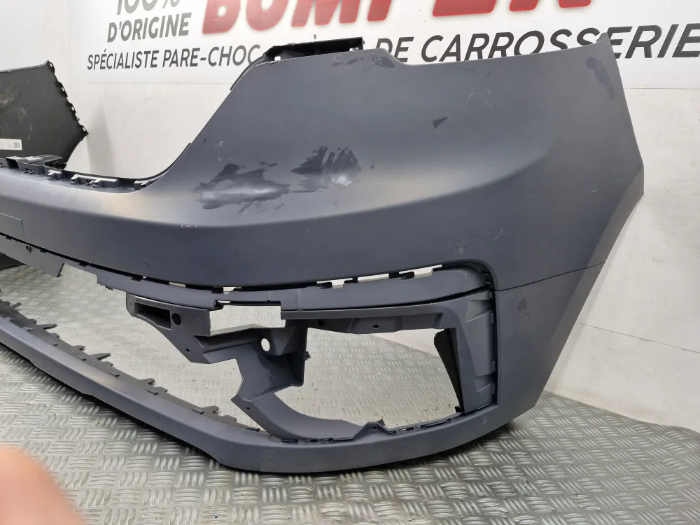 Renault Trafic 4 etupuskuri – Uusi alkuperäinen